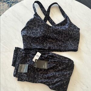 Gap Women's Black Leopard Print workout Set